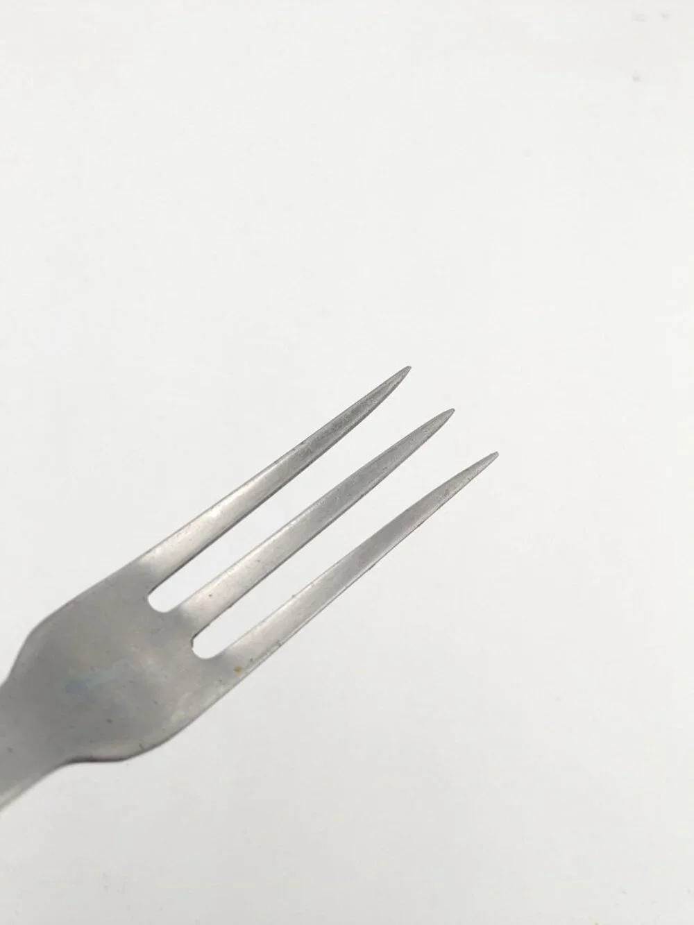 Vernco 3 Prong Tine #2 Meat Serving Fork Wood 10 3/4